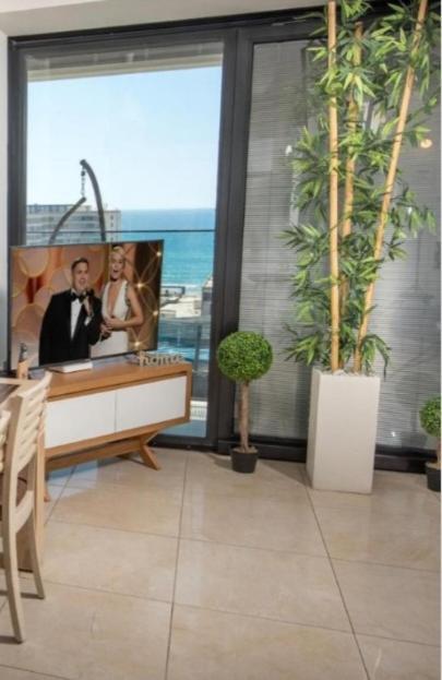 Bat Yam Luxery 5Br Sea View Suite Exterior foto